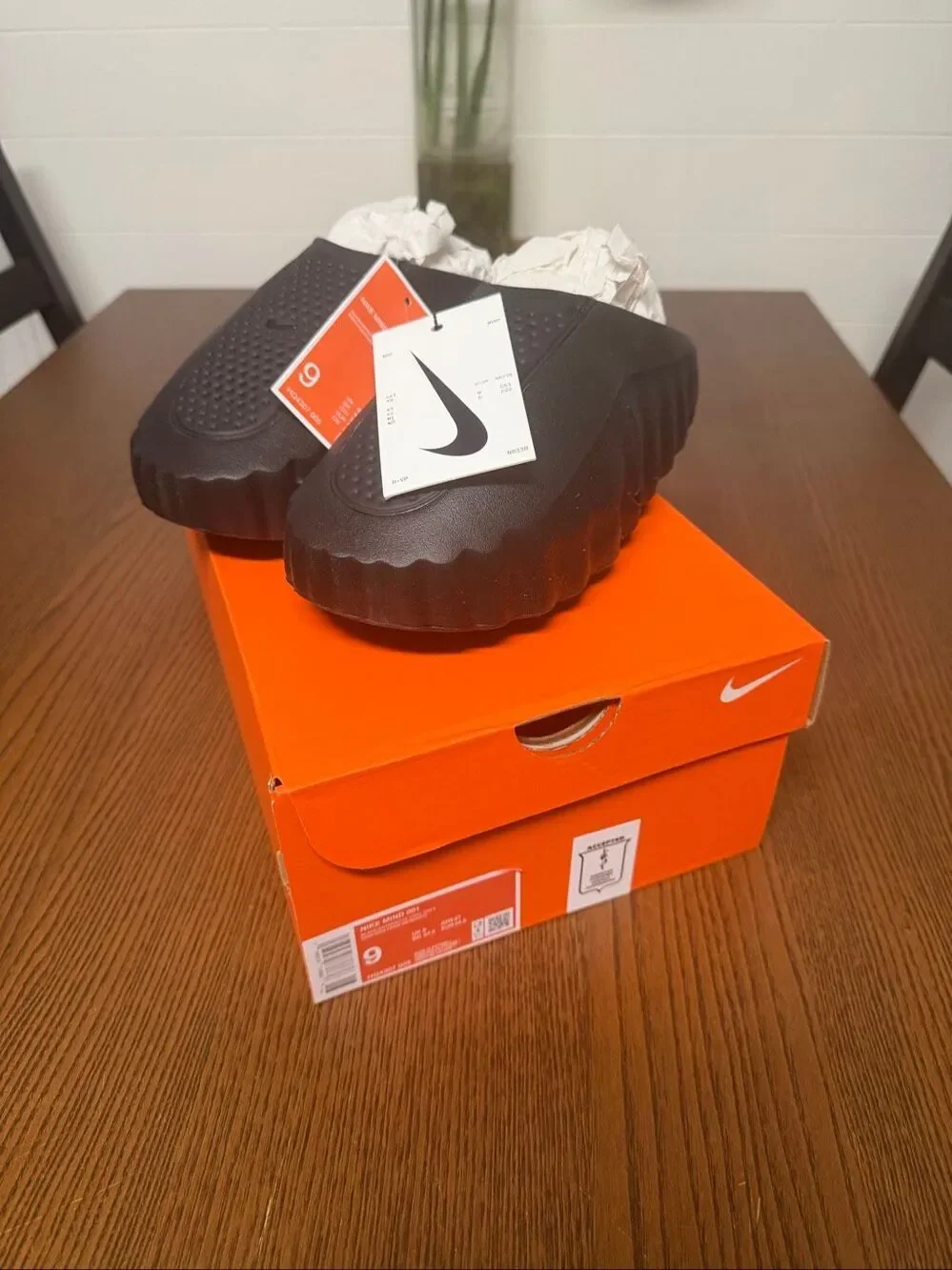 NIKE MIND 001 sz 9 authentic w/ receipt from Nike